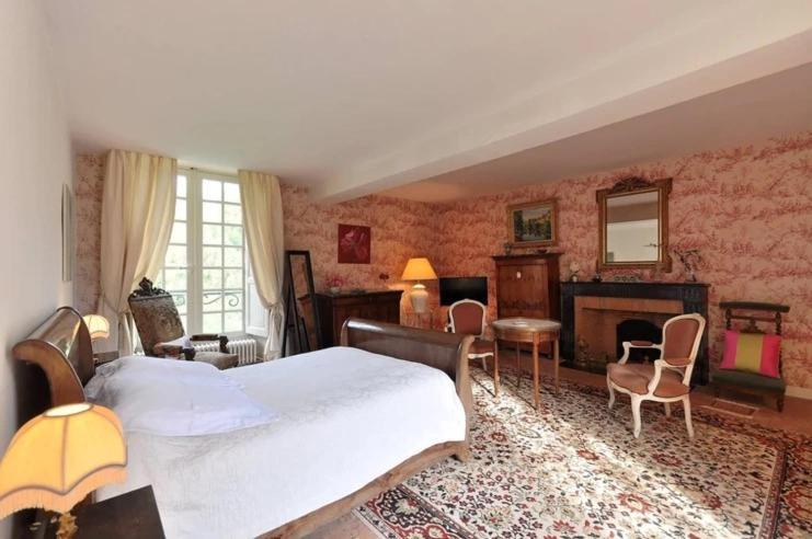 Du Vignoble A L'Atlantique - Chateau Cassemichere Gite La Chapelle-Heulin المظهر الخارجي الصورة